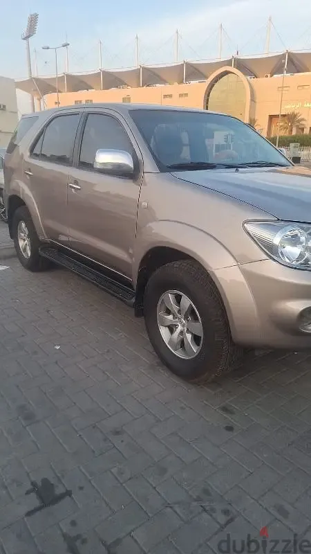 تويوتا فورتونر 2007